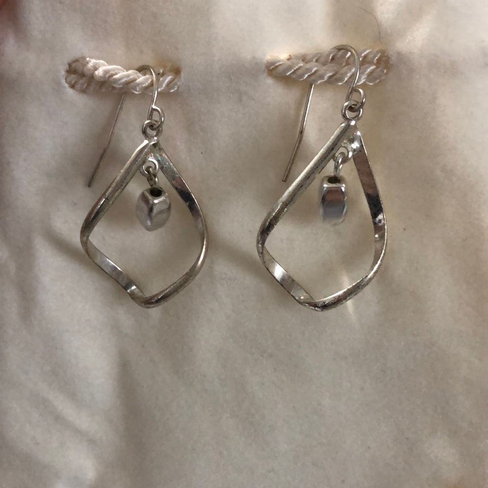 Silver dangling earrings